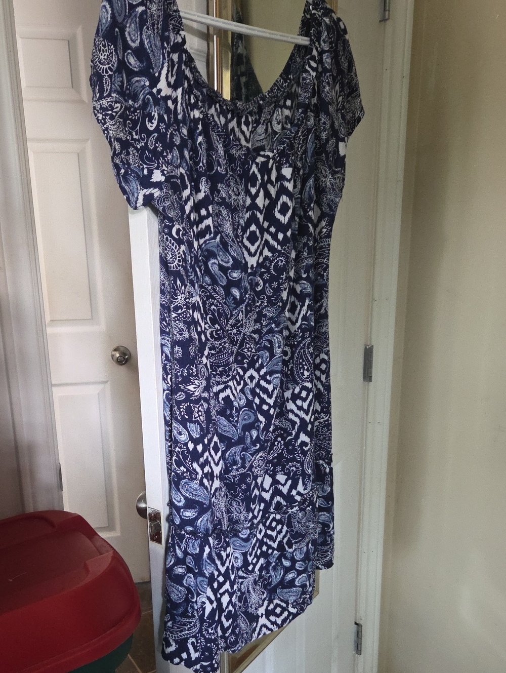 SHEIN Navy and White Paisley Print Midi Dress